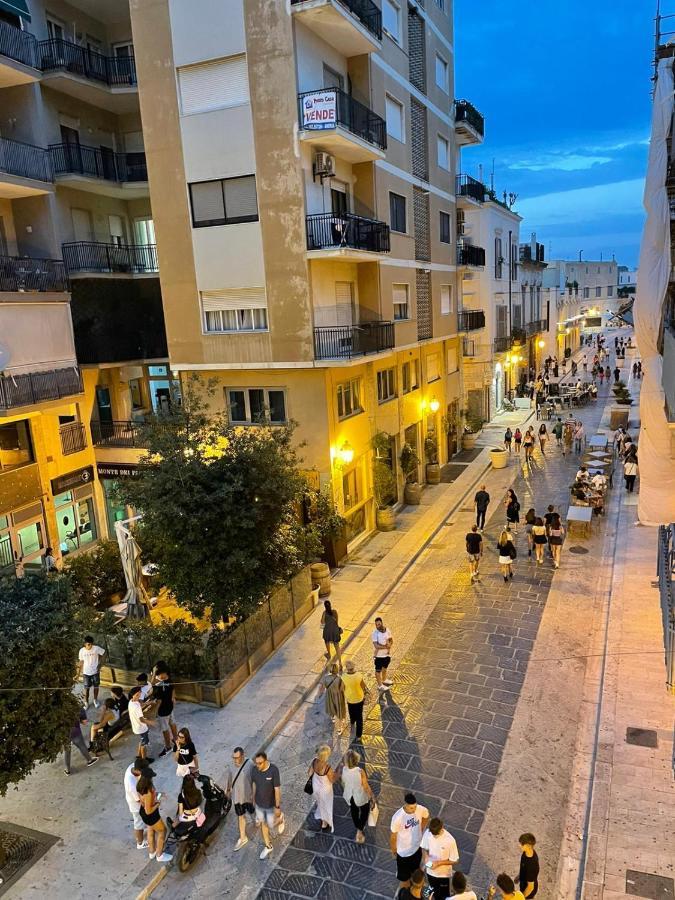 Suite 55 In Centro Trani Exteriér fotografie